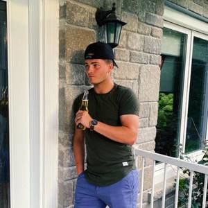 Meet your Posher, Cédrik